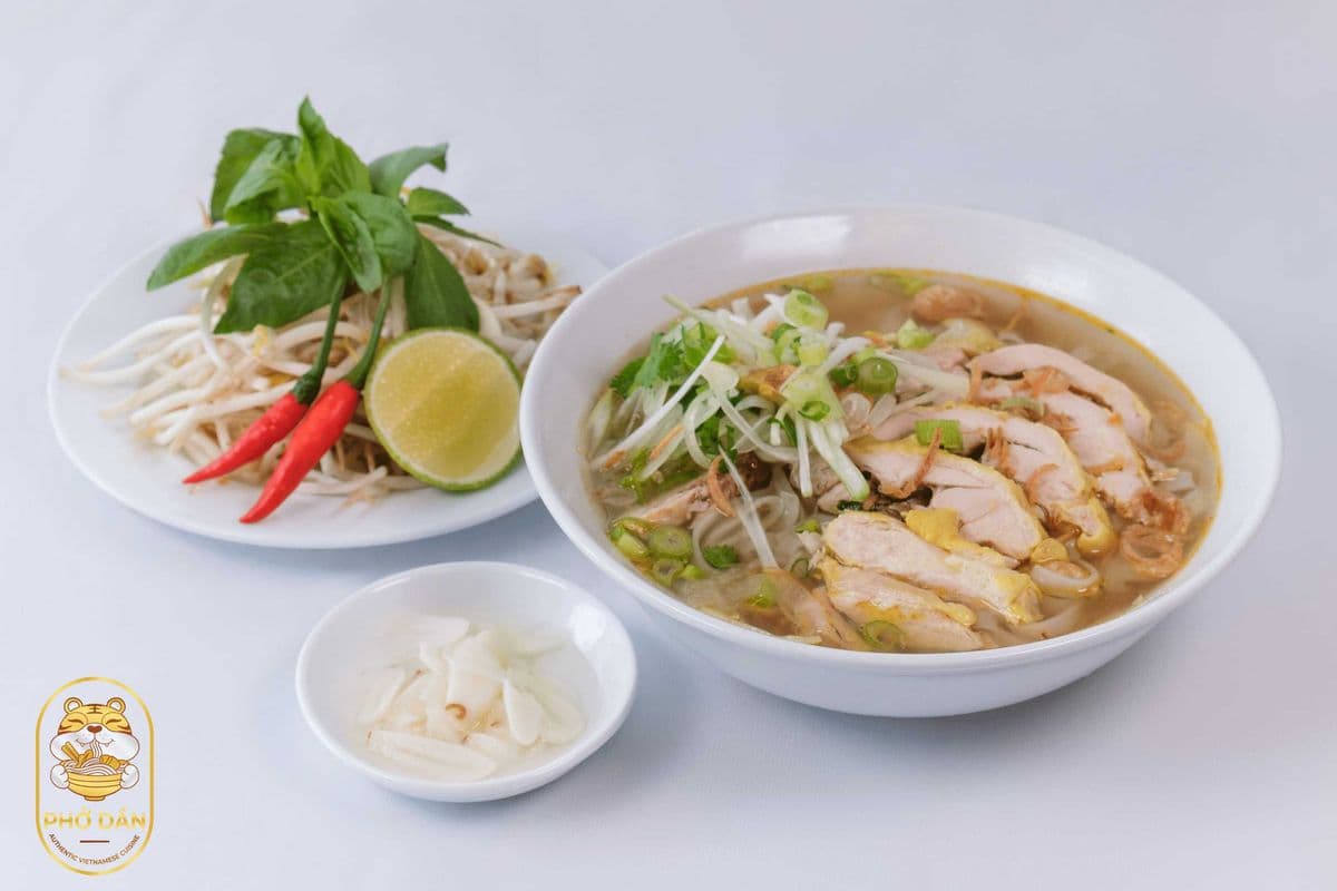 Chicken Noodle Soup / Pho Ga