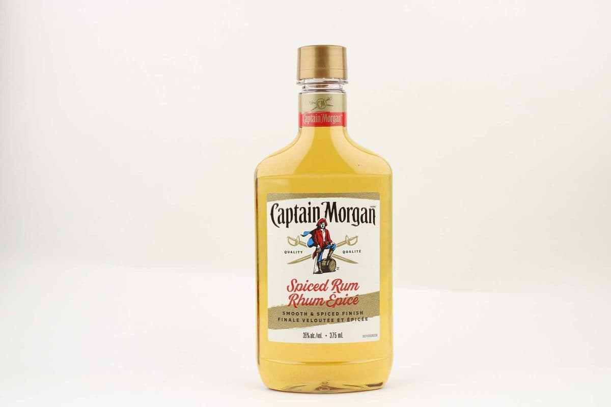 Captain Morgan Spiced Rum Mickey (1 x 375 ml)