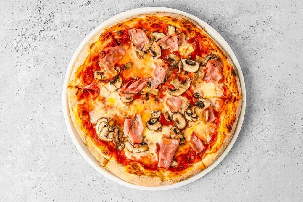Prosciutto e Funghi