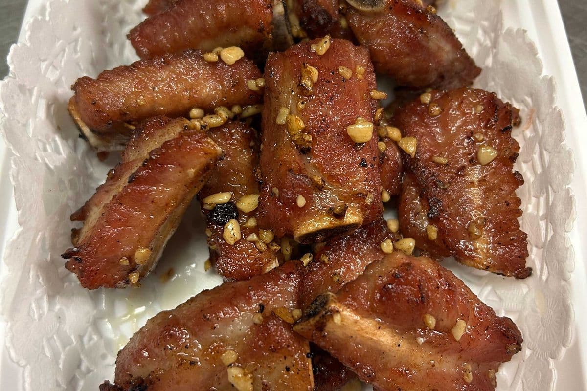 R10 Ribs and Garlic with Special Sauce