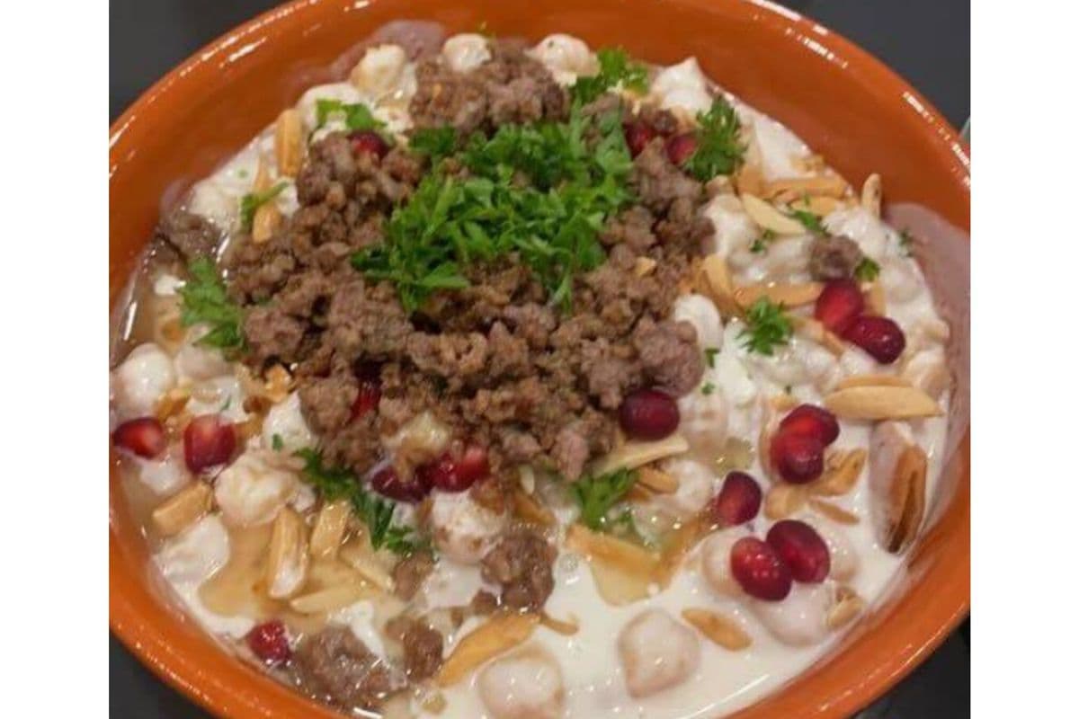 Fatteh with Meat