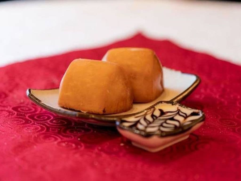 Pains Dorés Sucrés (2) | Golden Sweet Bun (2)