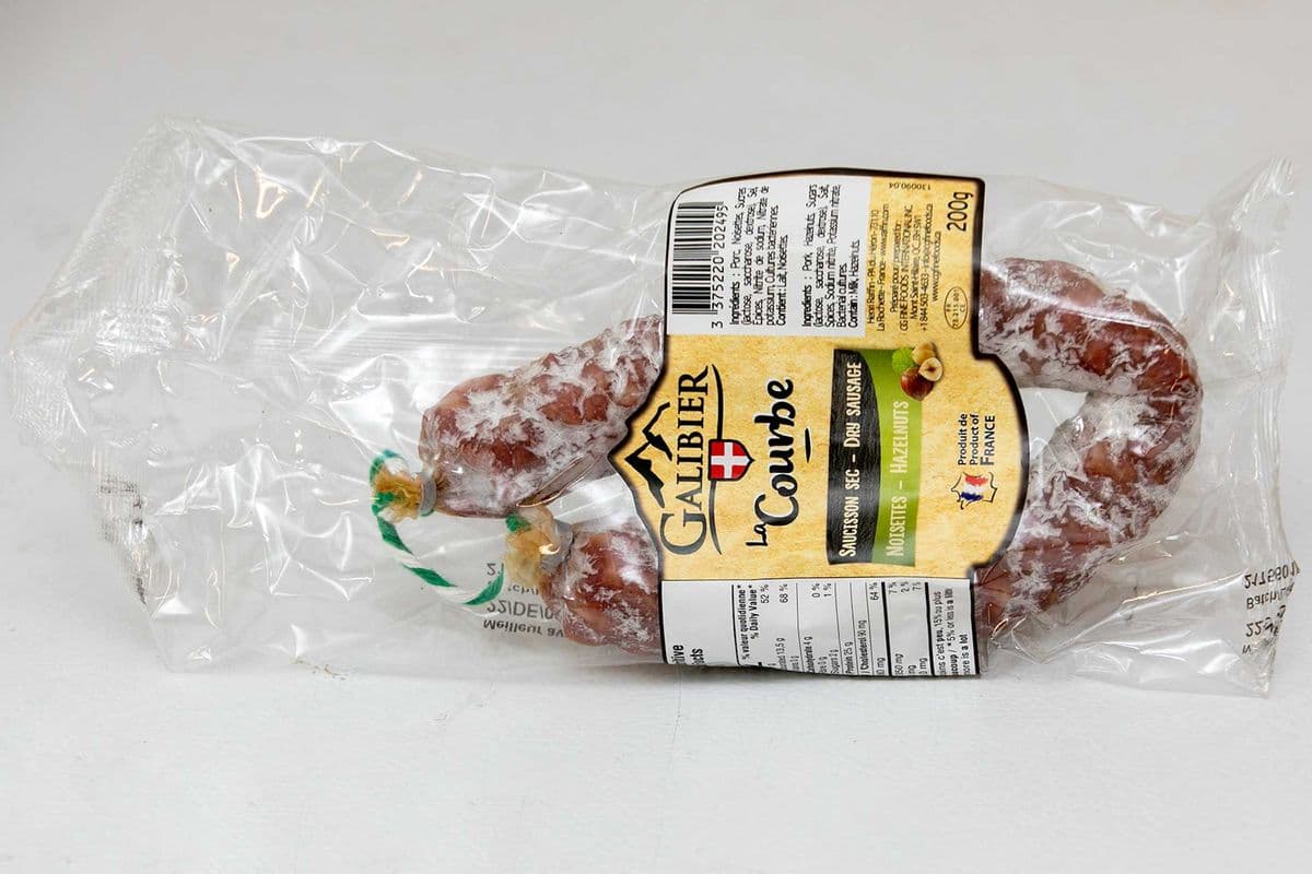 GALIBIER-SAUCISSON SEC , LE COURBÉ NOISETTES/ DRY SAUSAGES WITH HAZELNUTS