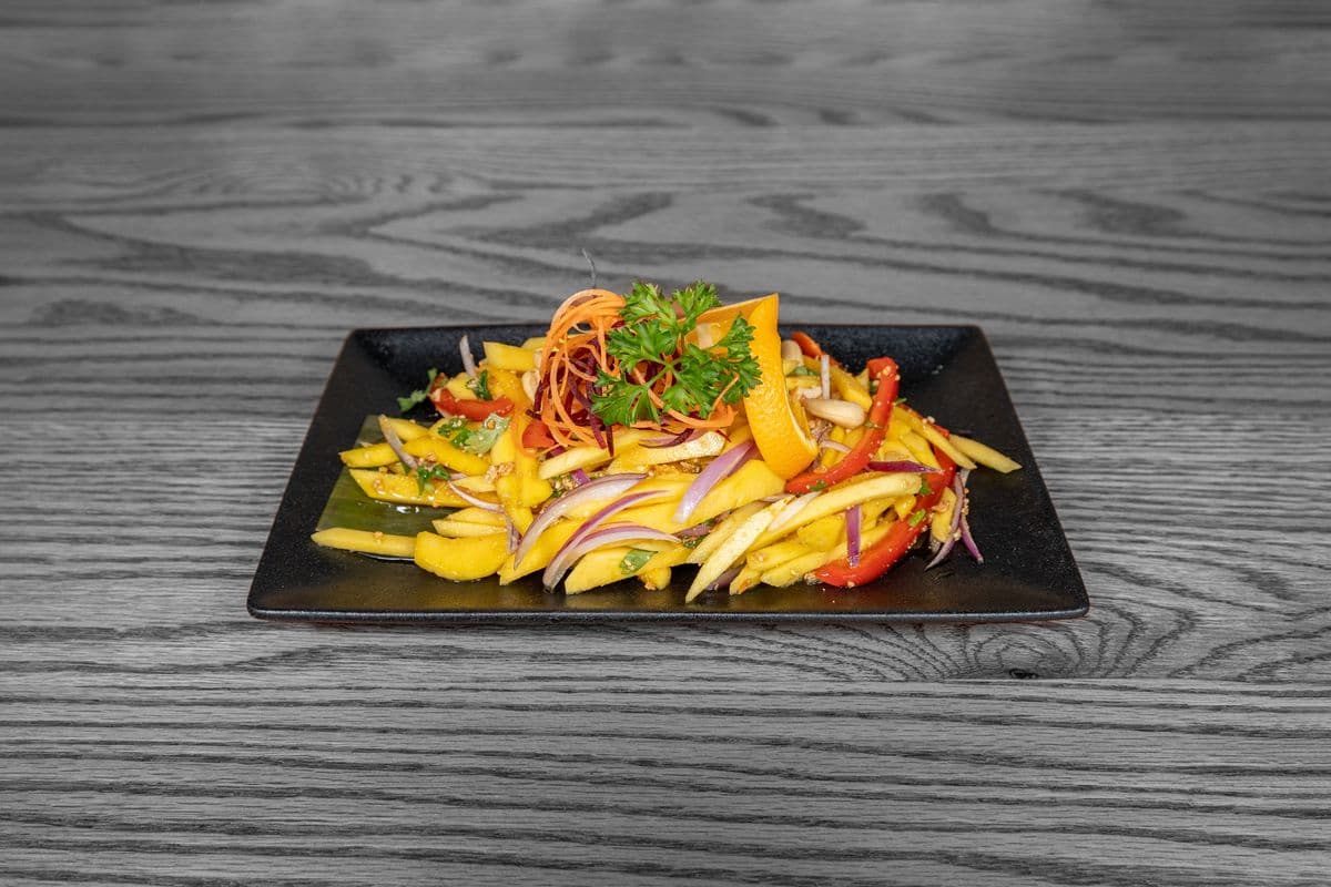 Green Mango Salad - Yam Ma-Muang