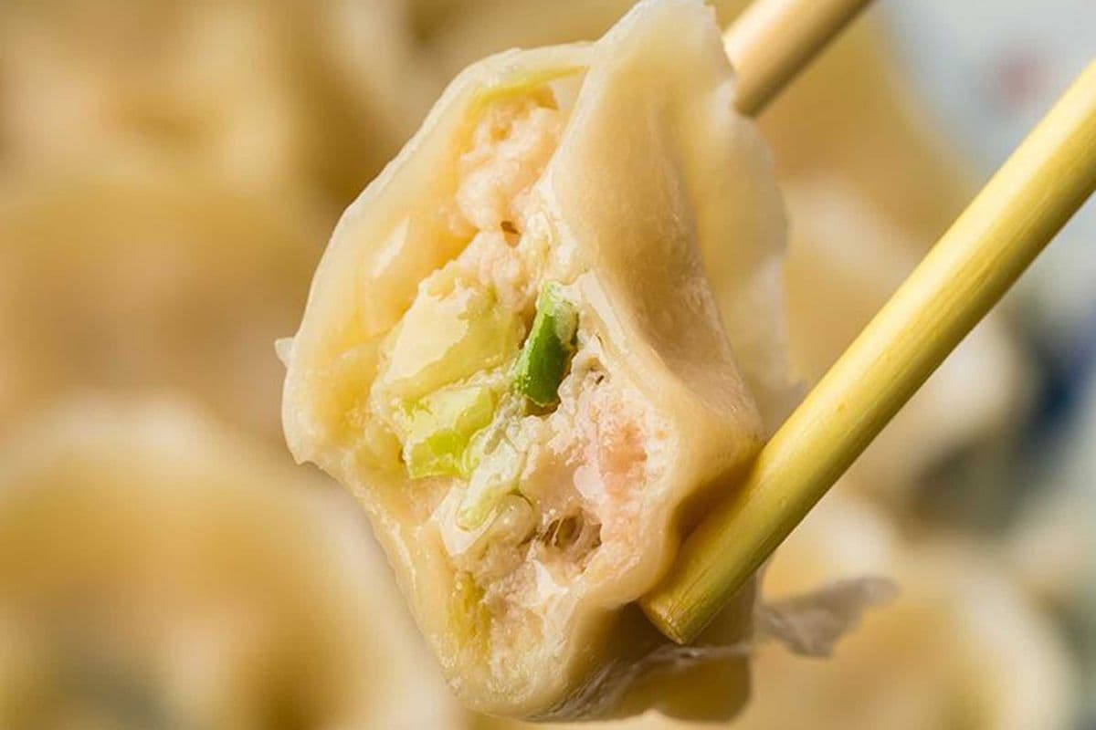 10. Pork Cabbage Dumpling (白菜猪肉水饺)