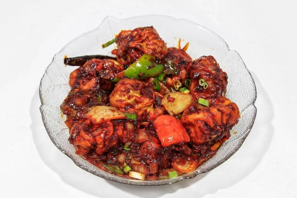 Schezwan Fried Paneer Momo (8 pcs)