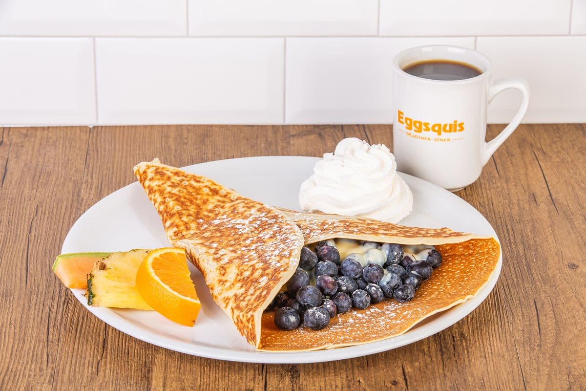Crepe bleuets / Blueberry crepe