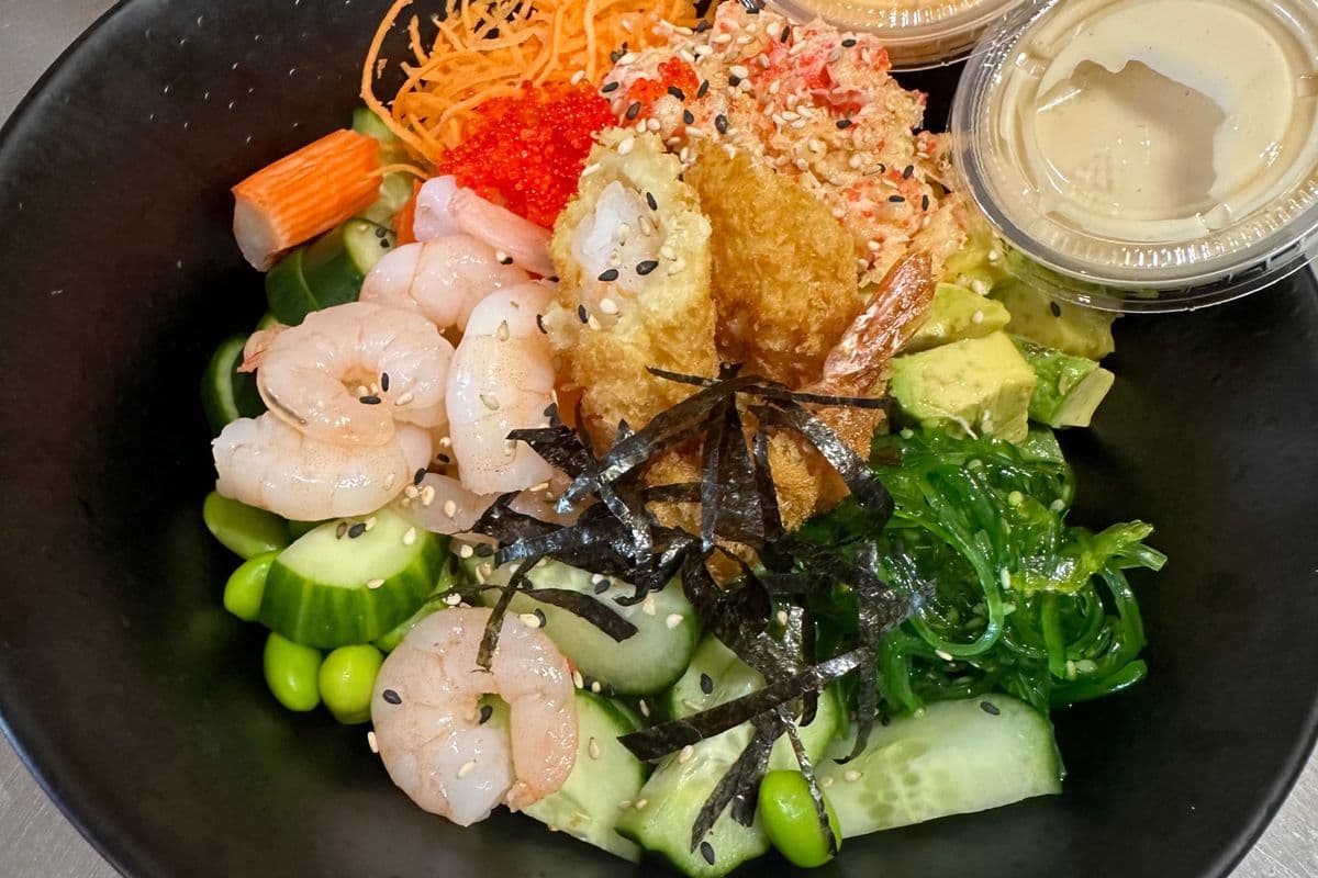88. Bol poké aux fruits de mer / Seafood Poke Bowl