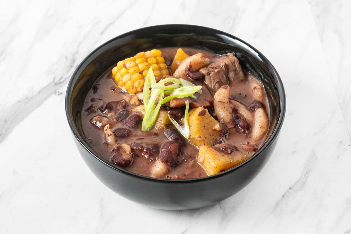 Red Peas Chicken Soup