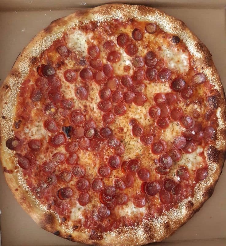 18" Pepperoni Pizza