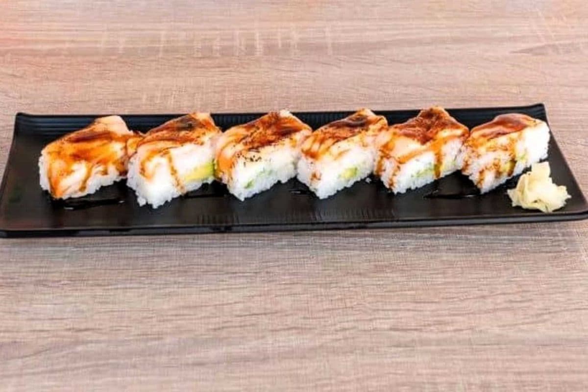 Tuna Oshi Sushi
