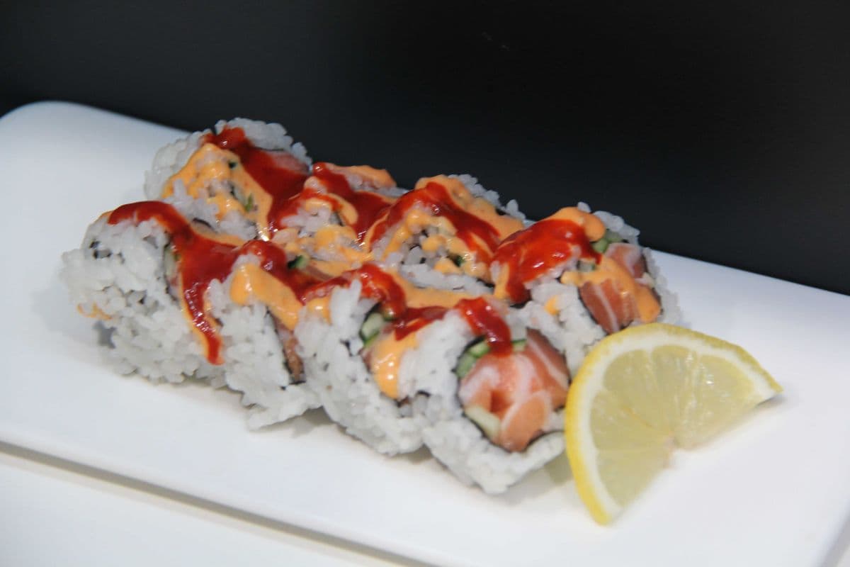 Spicy Salmon Roll