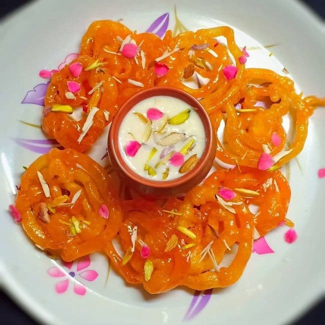 Jalebi With Rabri