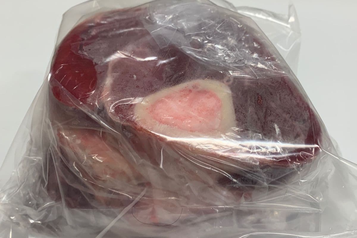 Beef shanks BONE-IN approx 1K to 1.2K