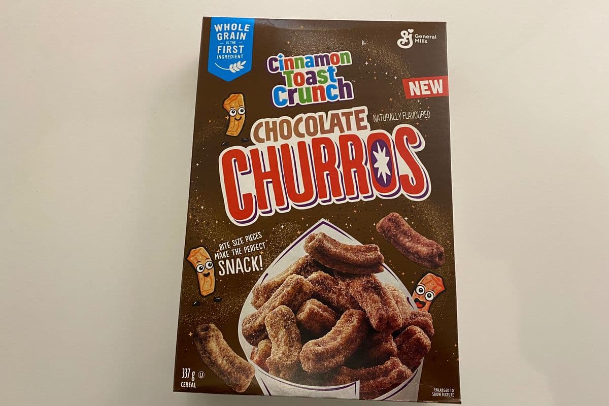 Cinnamon Toast Crunch Chocolate Churros (337g)