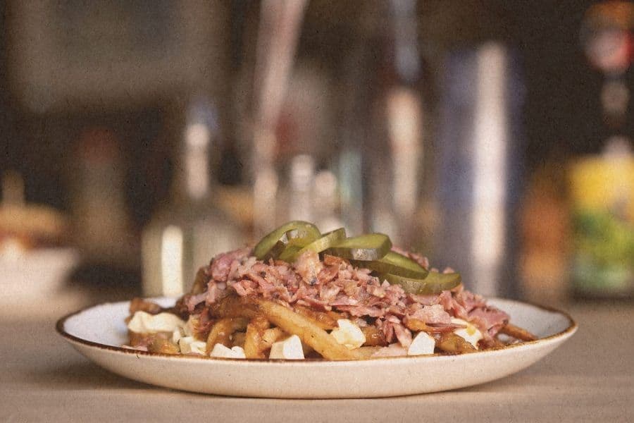 Poutine la Montréalaise / Montreal Poutine