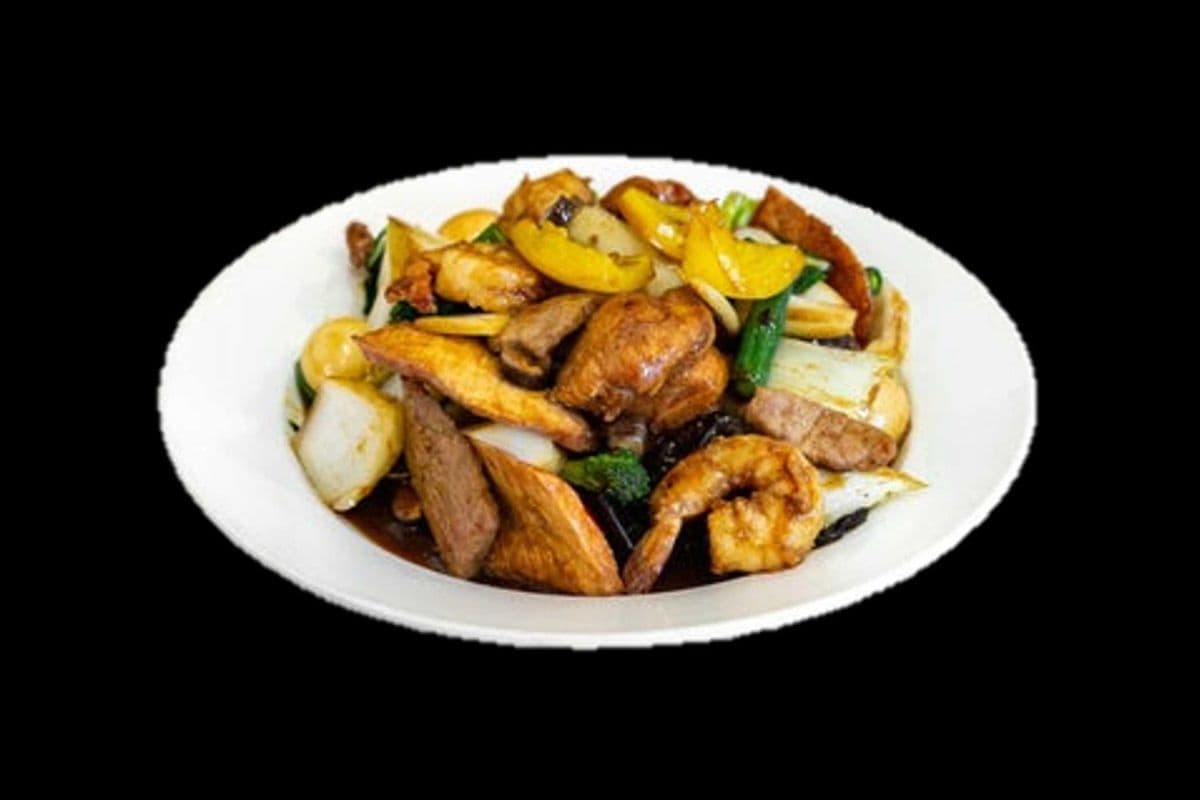 Taypa (Mixed Stir-Fry w/ Shrimp, Duck, Beef, Chicken, Pork & Vegetable)
