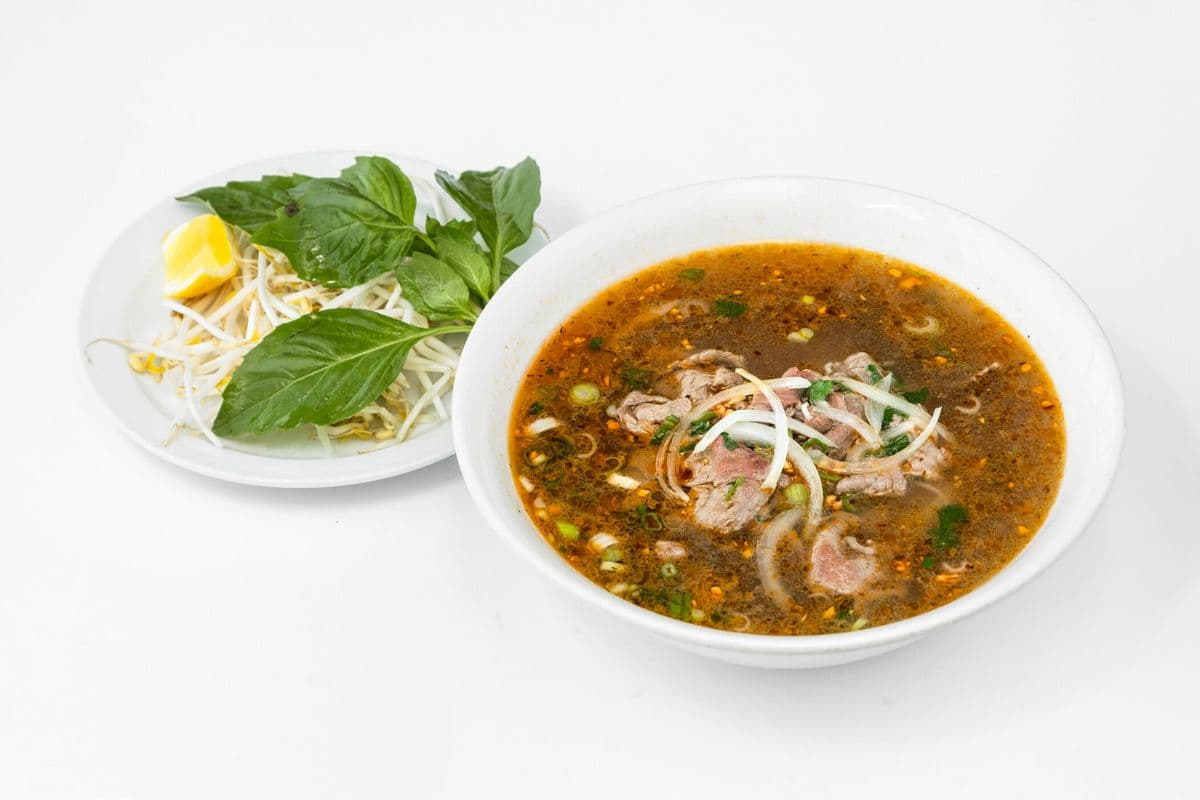 51. Sate Rare Beef Noodle Soup