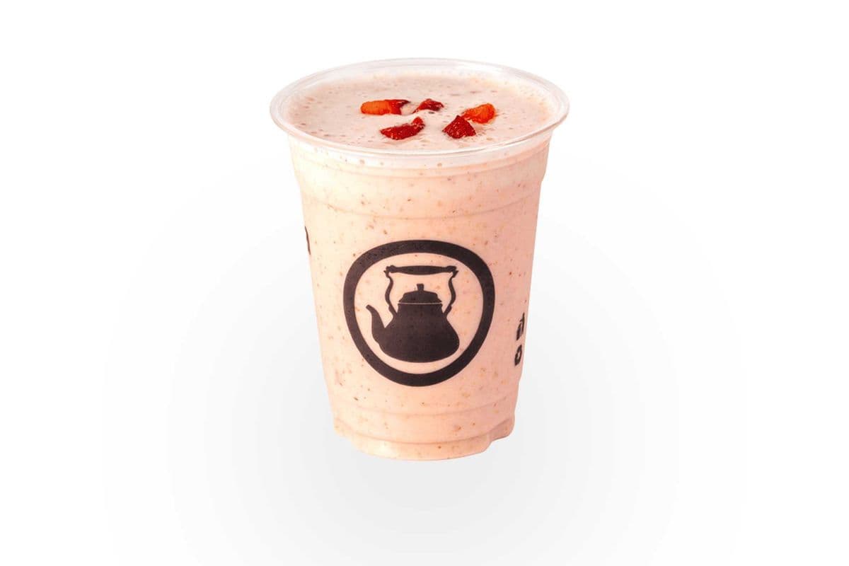 strawberry lassi shake (303 Cal)