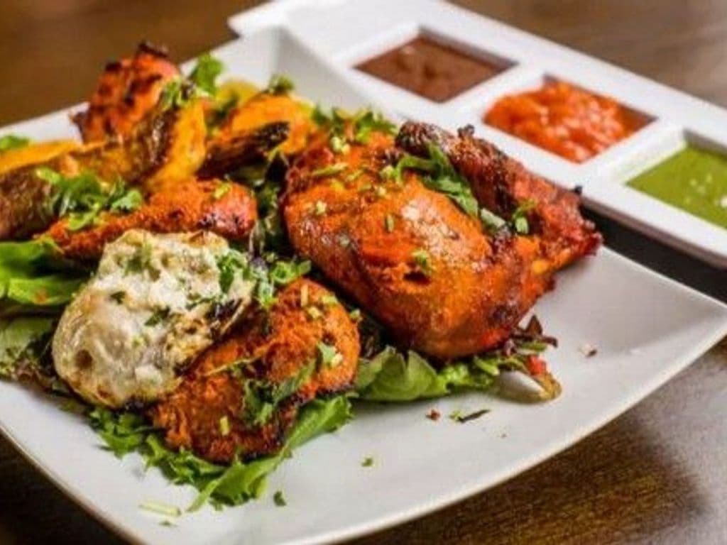 Bindaz Tandoori Mix Chicken & Naan