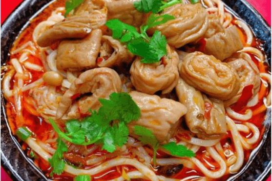 10. Pork Gut Rice Noodles 肥腸米綫