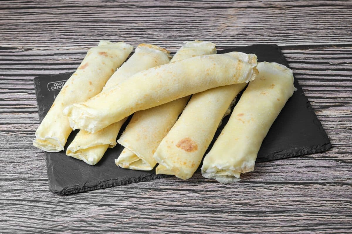 Nalysnyky (Six Large Crepes)
