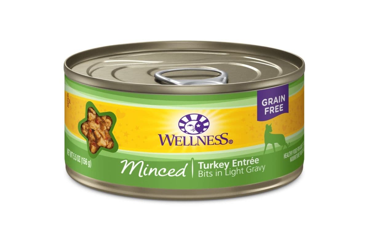 Wellness Complete Health Sliced Chicken Entree Wet Cat Food Cans (5.5 oz)