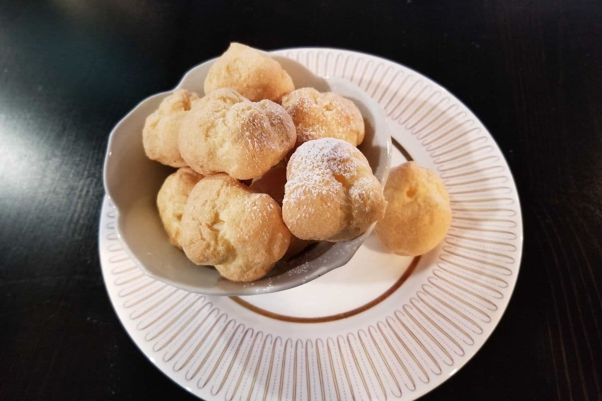 Cream Puffs (10pcs)