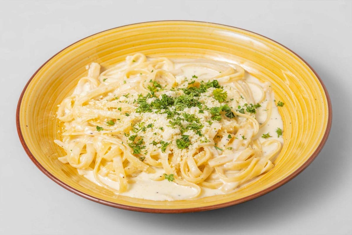 Fettuccine Alfredo