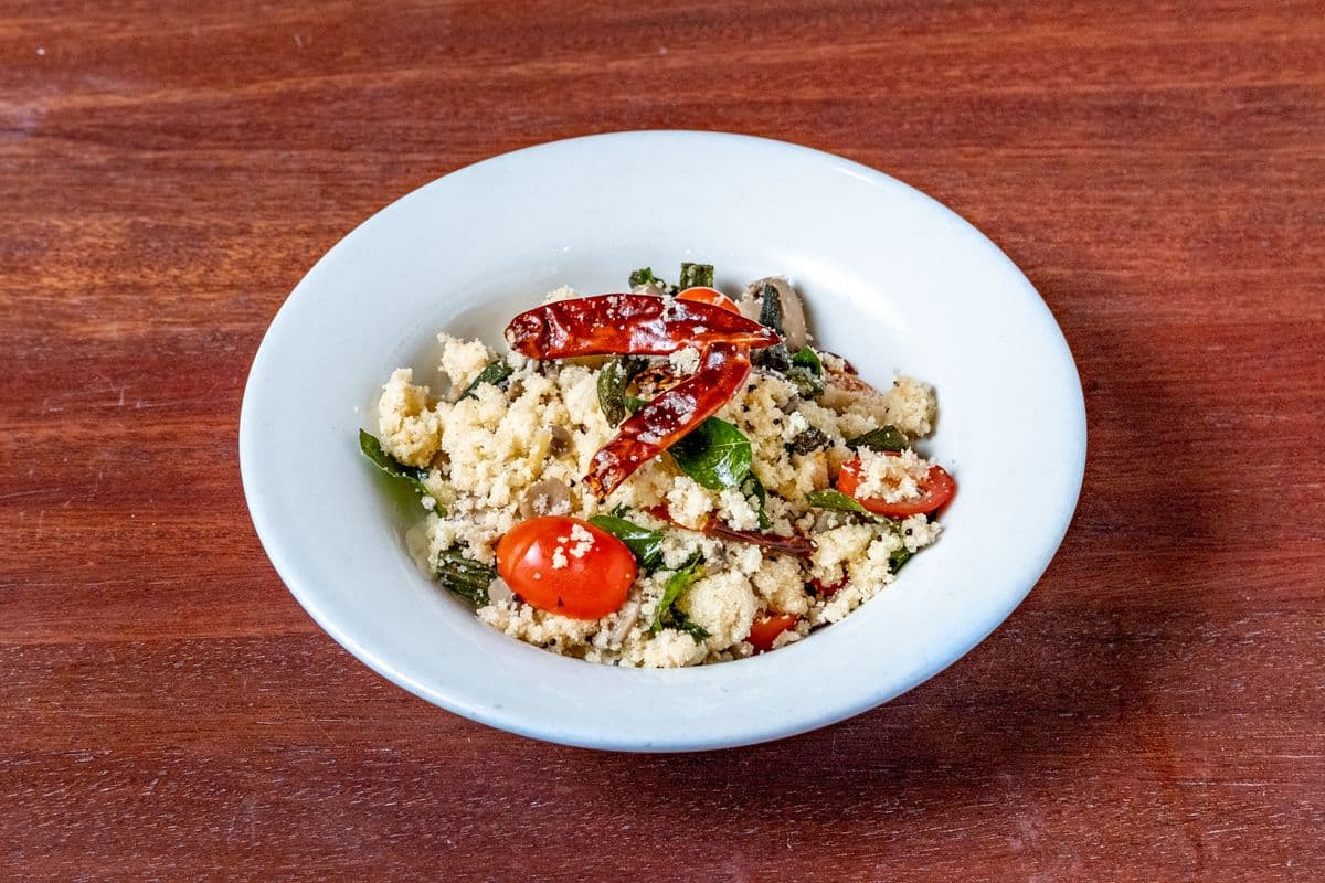 Mushroom and Okra Upma