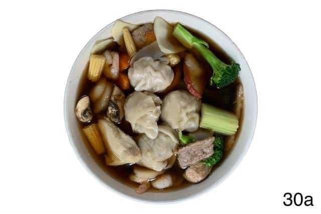 30a. Large Deluxe Wonton Soup