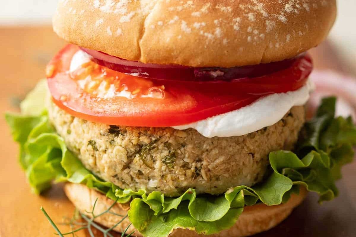 Chickpea (Falafel-Style) Burger