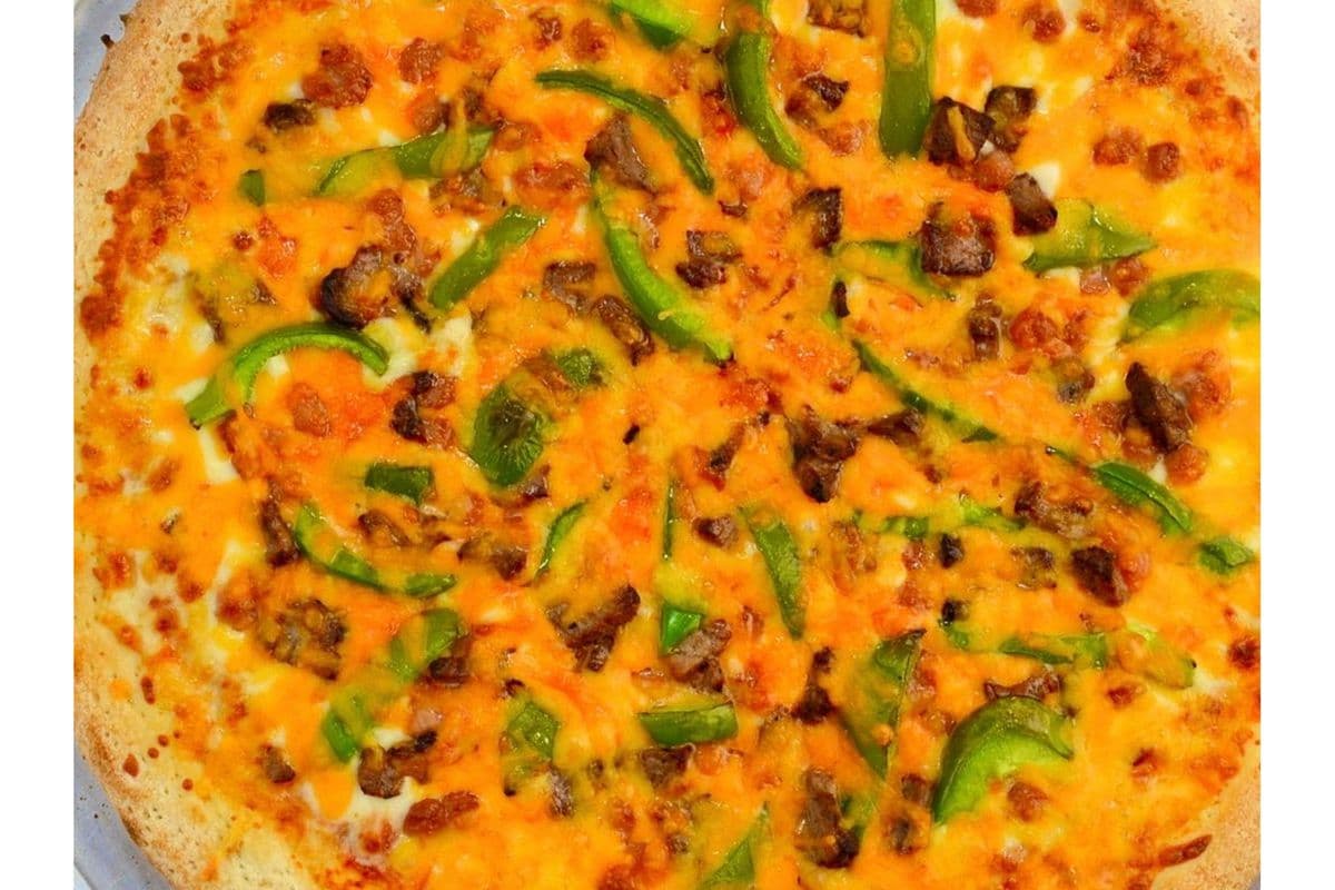 Mega Philinos Pizza