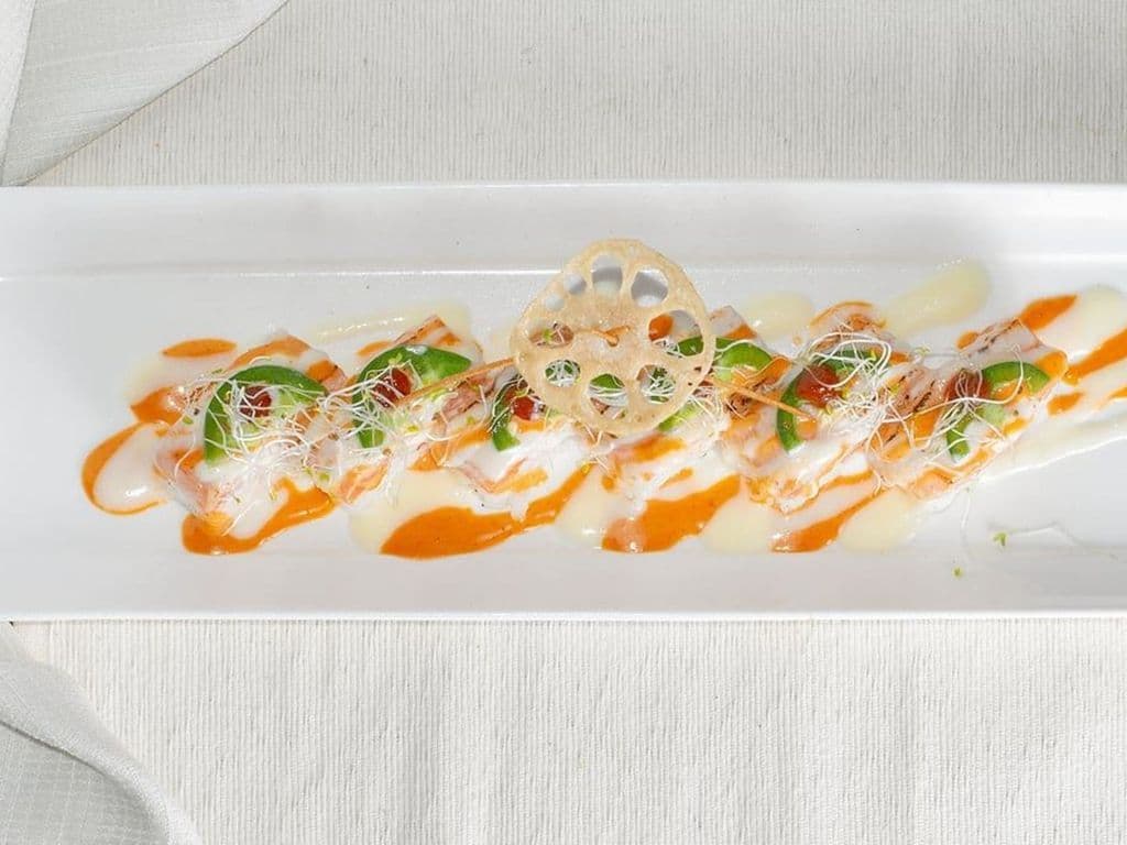 Salmon Oshi (6 Pieces)