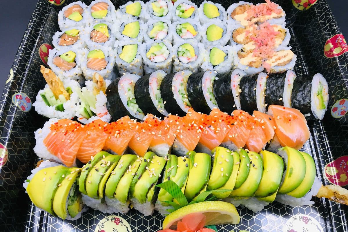 --Family Roll Platter