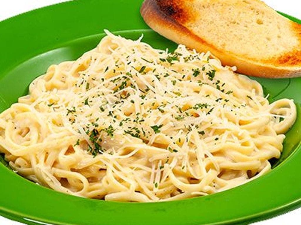 Linguine Alfredo