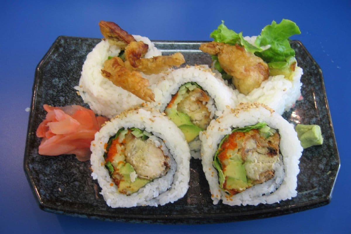 Spider Roll (Soft Shell Crab)