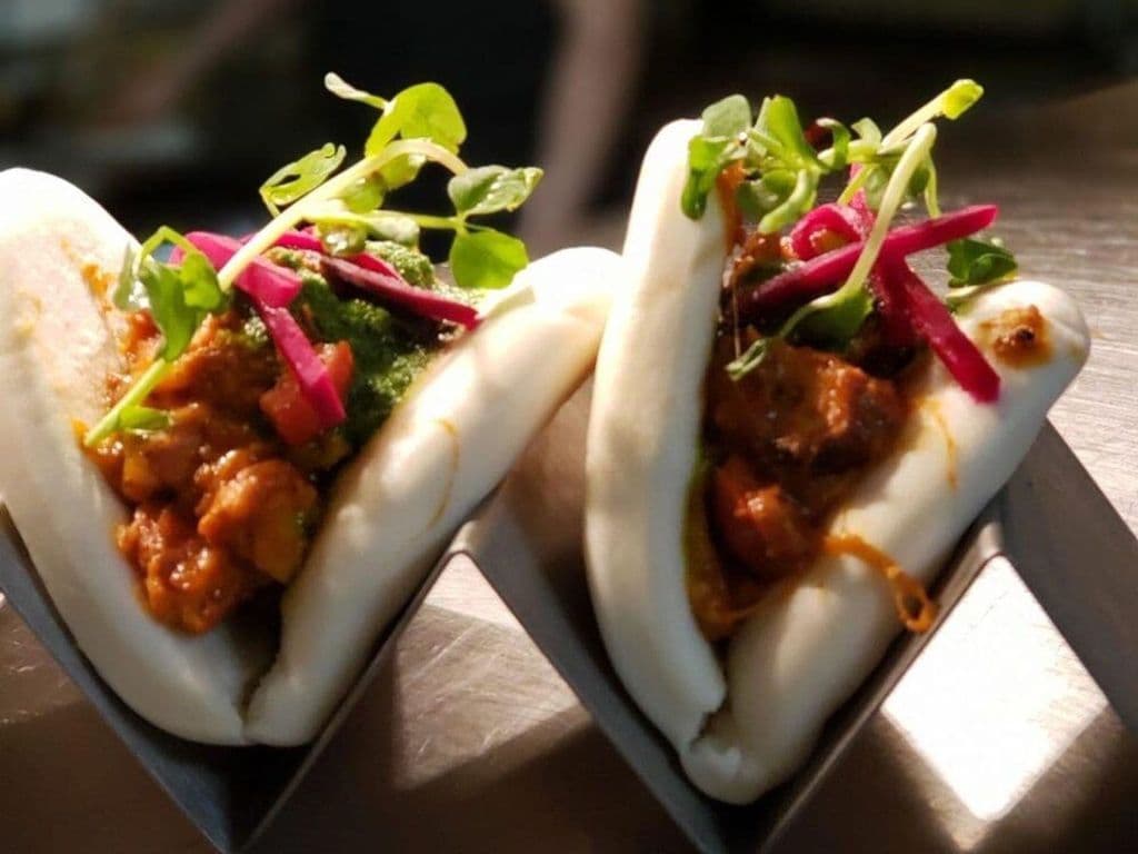 Butter chicken Bao (2pc)