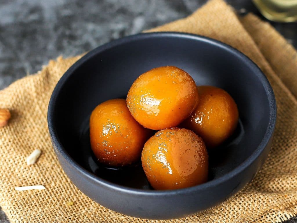 Gulab Jamun (2 Pieces)