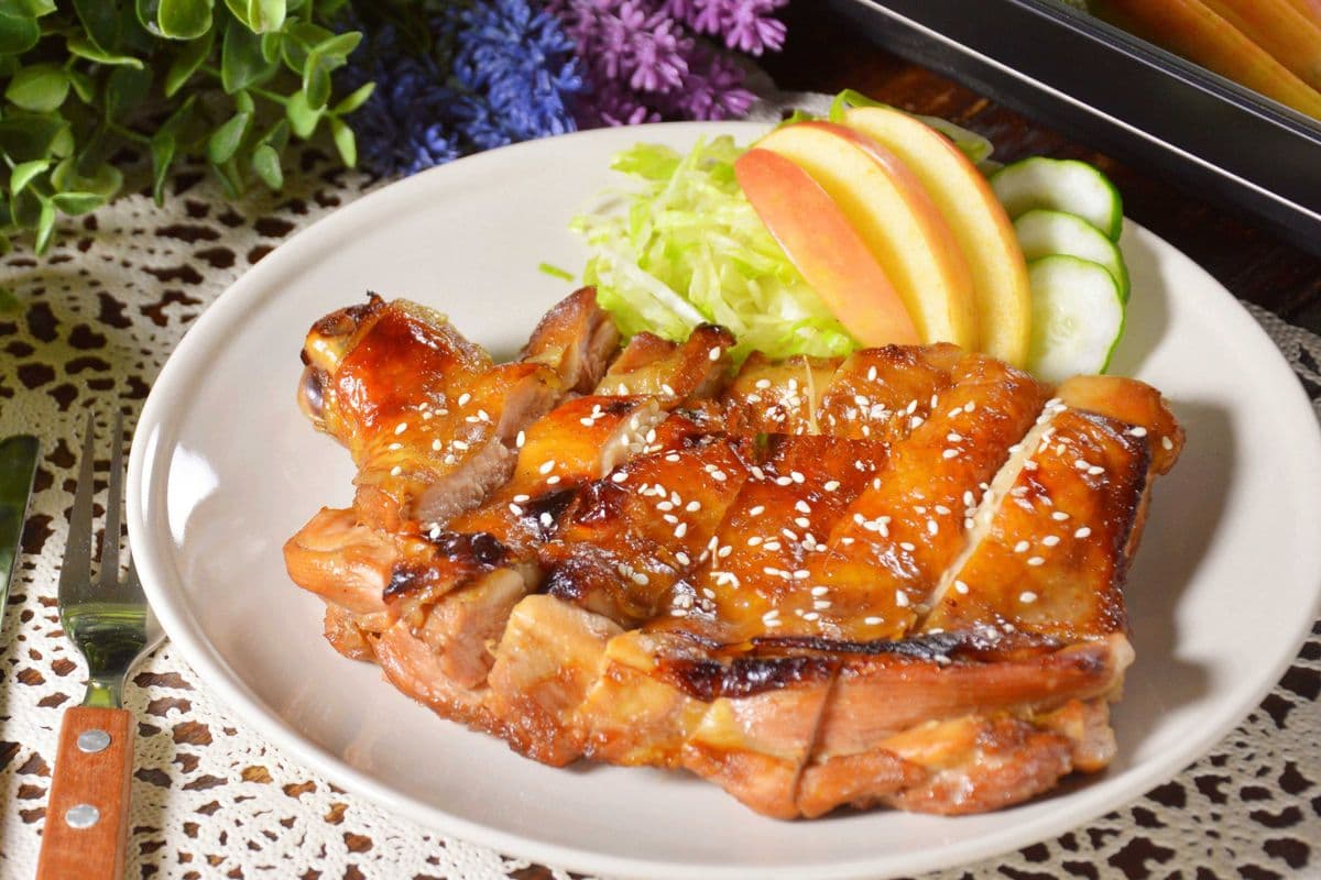 Boneless Chicken Leg / 炭烤 无 骨 鸡 排