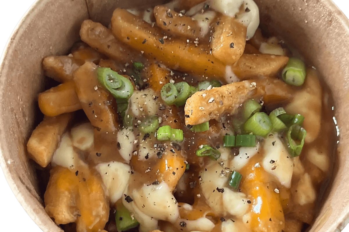 Large Classic Poutine