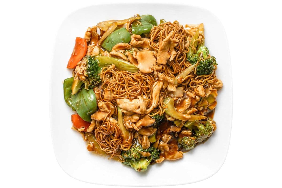 27g. Chicken with Vegetable Chow Mein