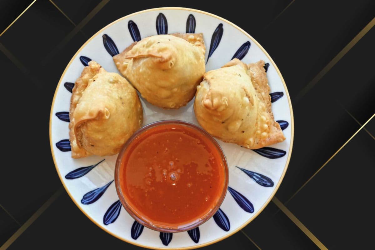Vegetable Samosa (2 pcs.)