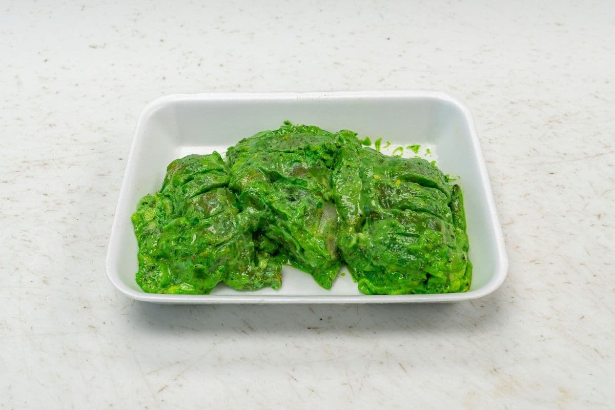 Pesto Chicken Leg and Thigh (1 lb)