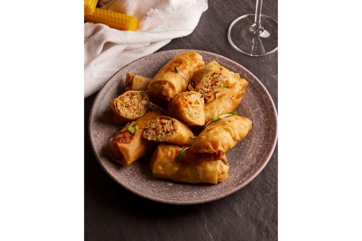 Chicken Spring Rolls (2 pcs) 鸡肉春卷