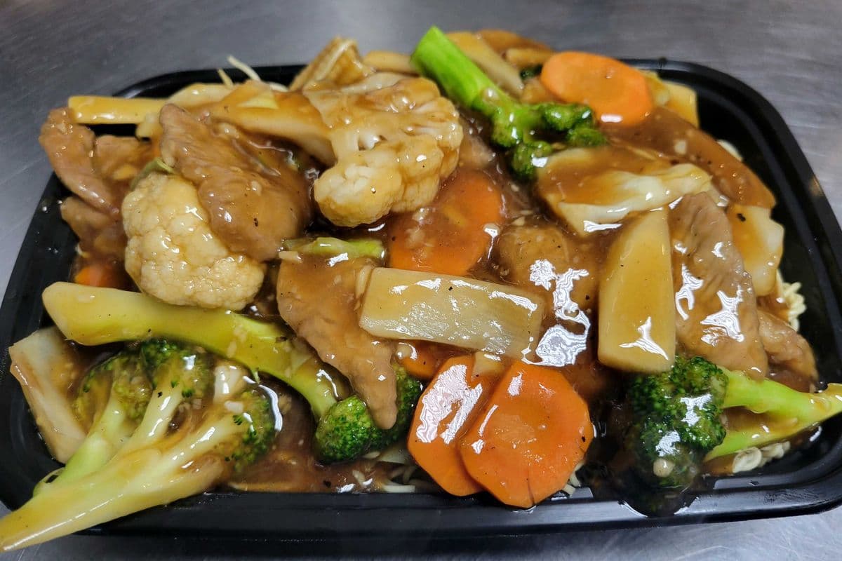 Beef Cantonese Chow Mein