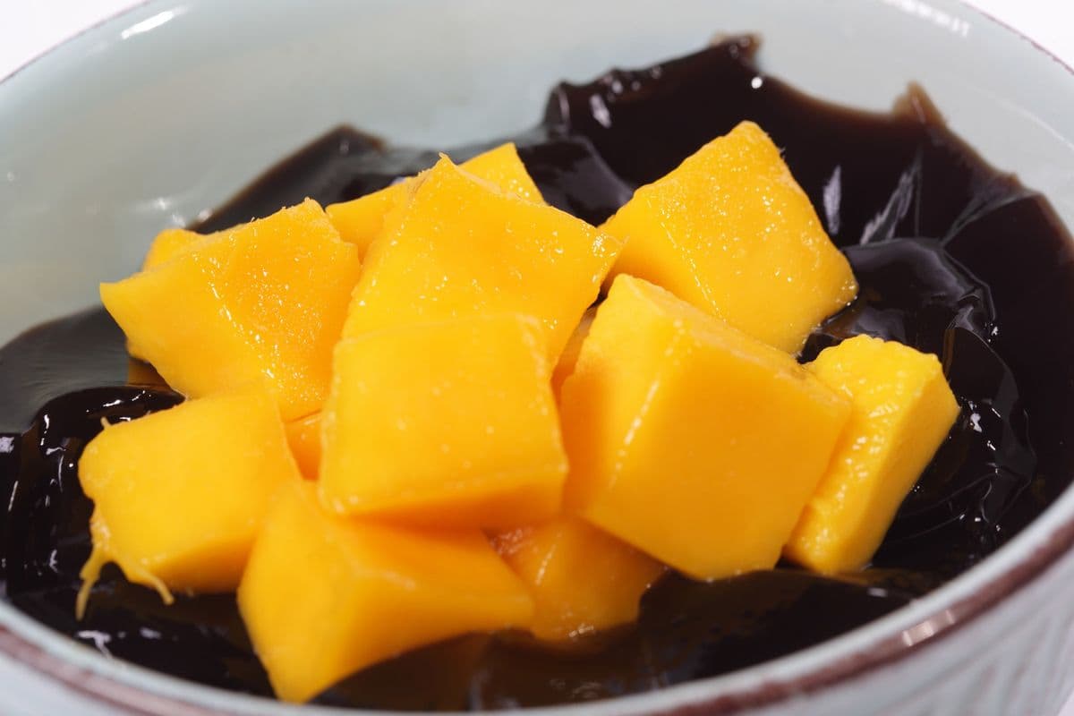 GO6. Mango Black Grass Jelly