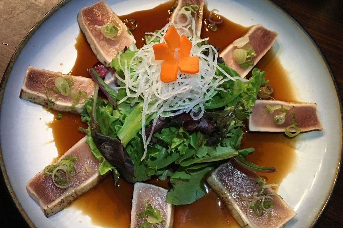 Tuna Tataki Salad