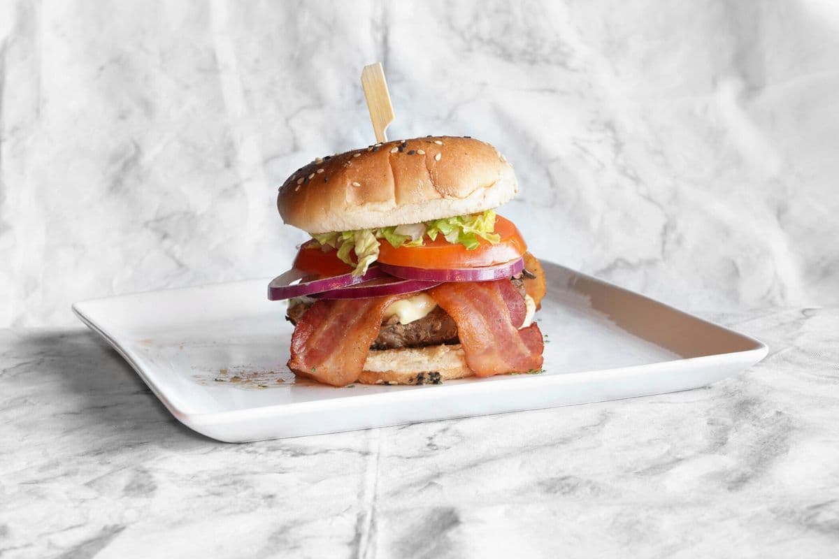 Mozza Mushroom Bacon Burger