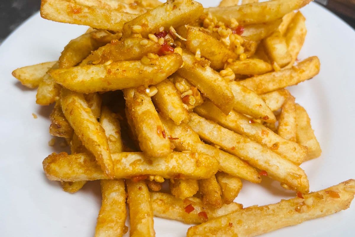 8. House Salt-and-Pepper Fries / 椒鹽薯條